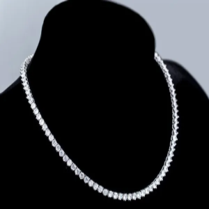 Tennis Neckale