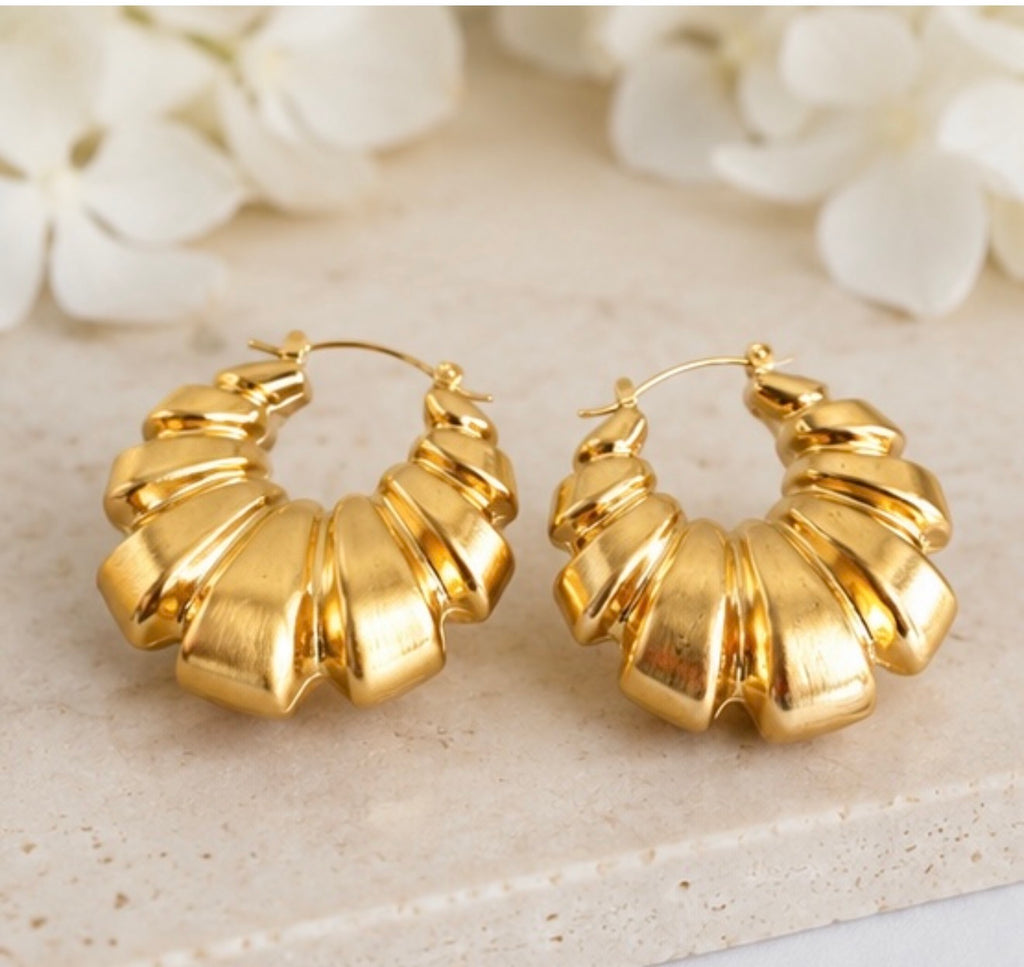 Radiance Hoop
