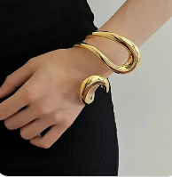 Twisted Love Bangle